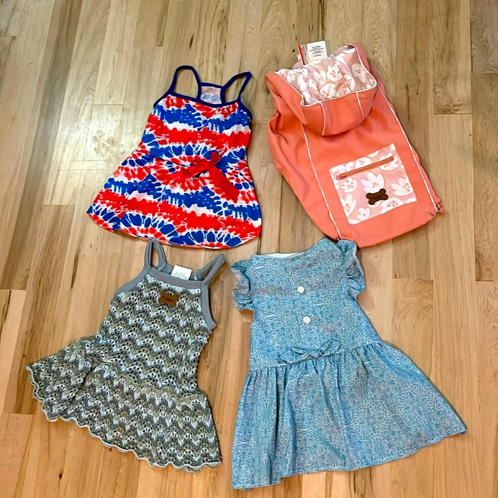 Girl puppy clothing lot- medium